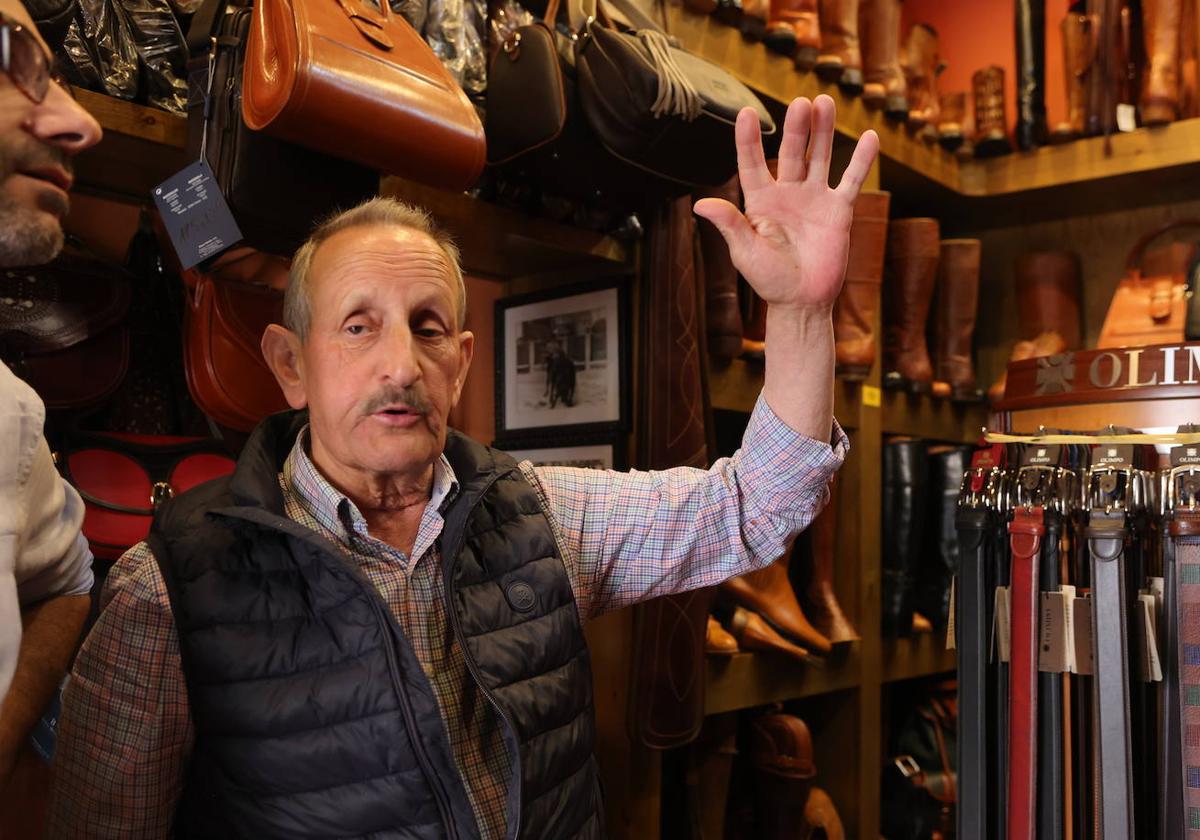 Adiós a la tienda que llevó los botos salmantinos a Brooklyn