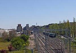 Estación del barrio de Tejares, en Salamanca.