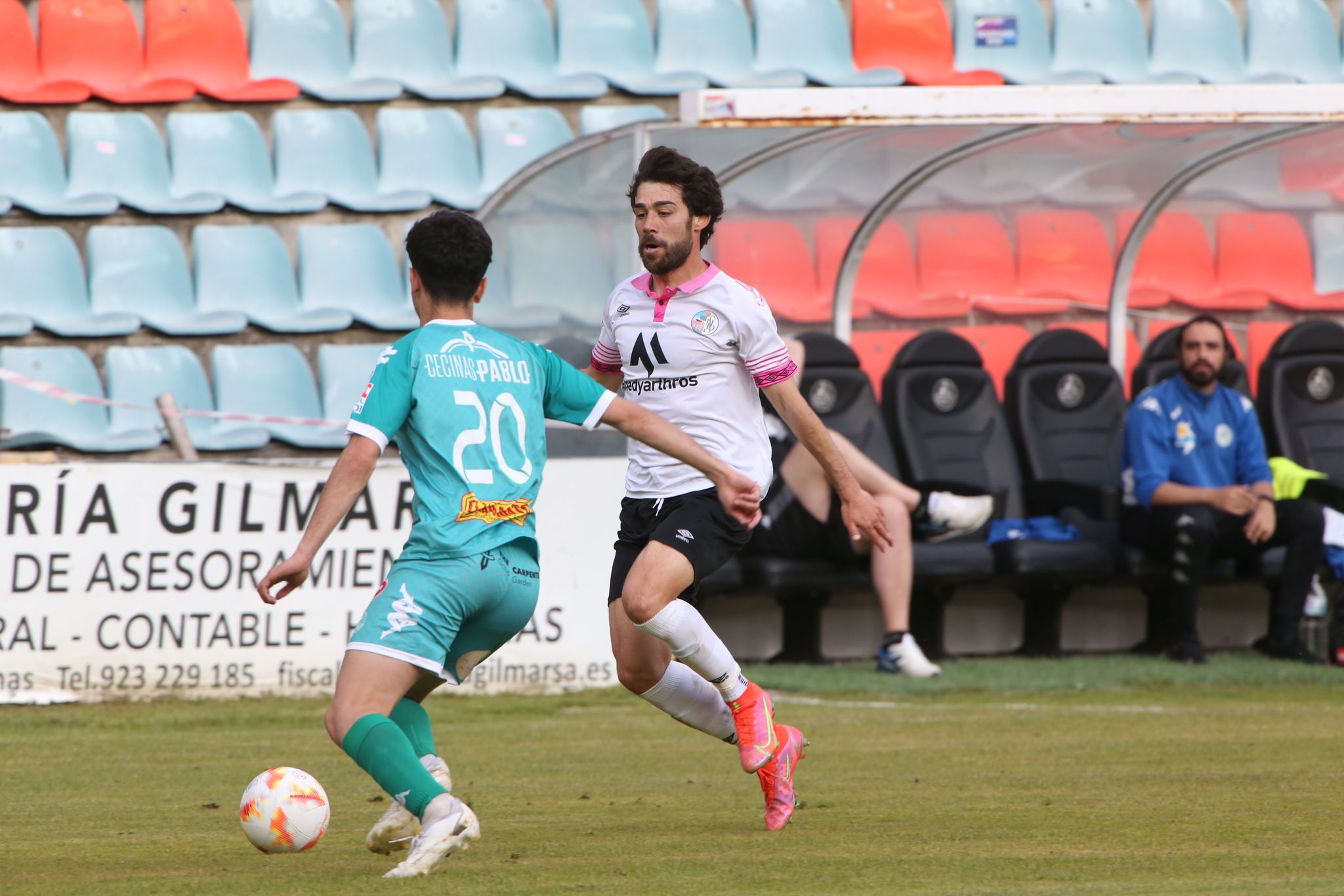 El Salamanca UDS deja vivo al Atlético Astorga en ida de la final regional del playoff (3-1)