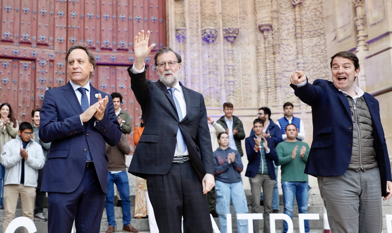 Carlos García Carbayo, Mariano Rajoy y Alfonso Fernández Mañueco.