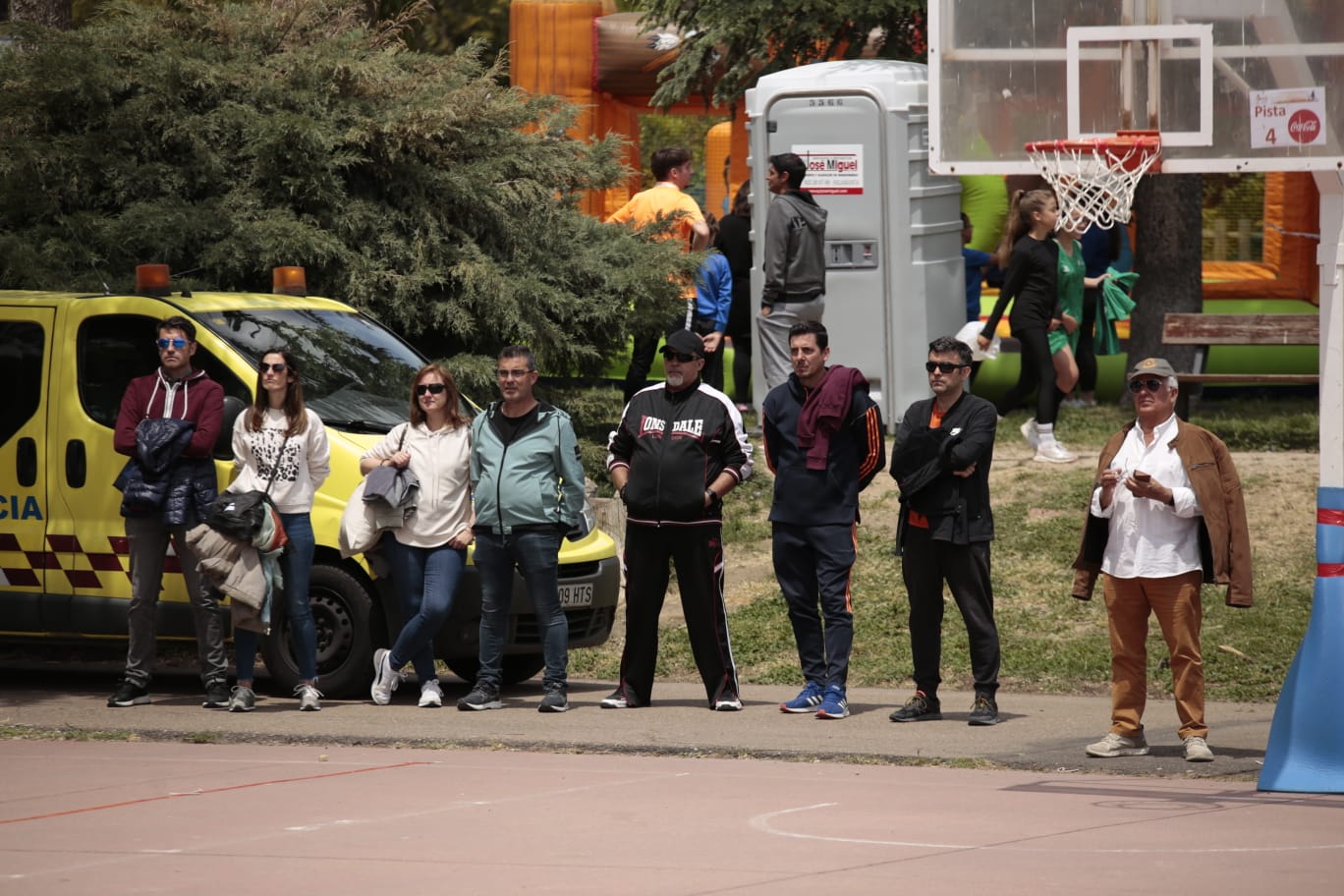 El Día del MiniBasket reúne a 800 chavales en Jesuitas