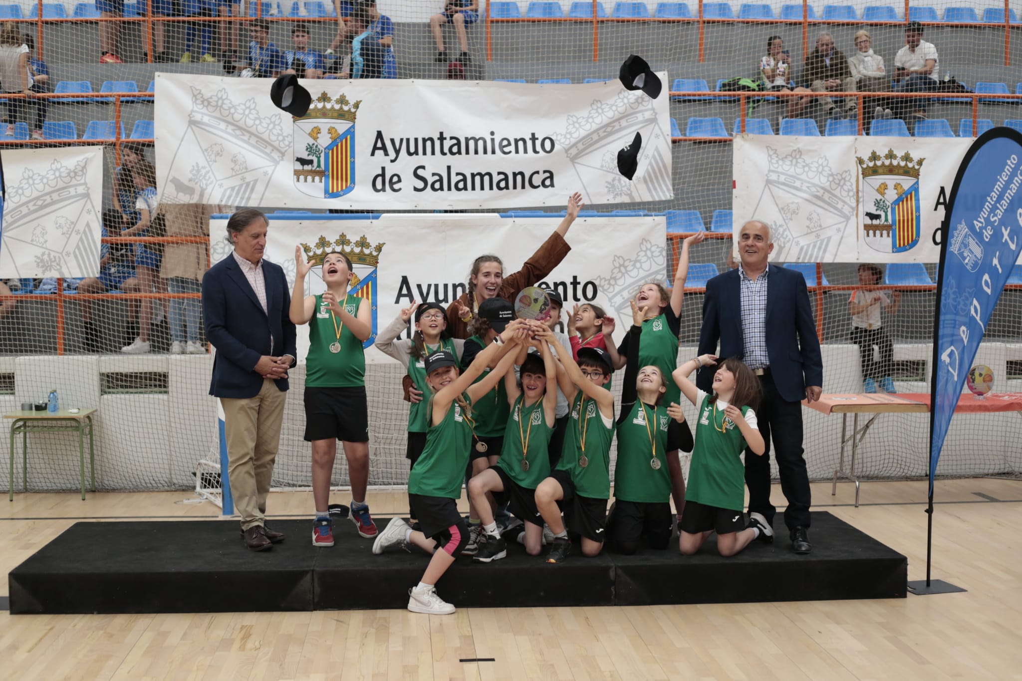 Fiesta final de los Juegos Escolares con la entrega de las medallas
