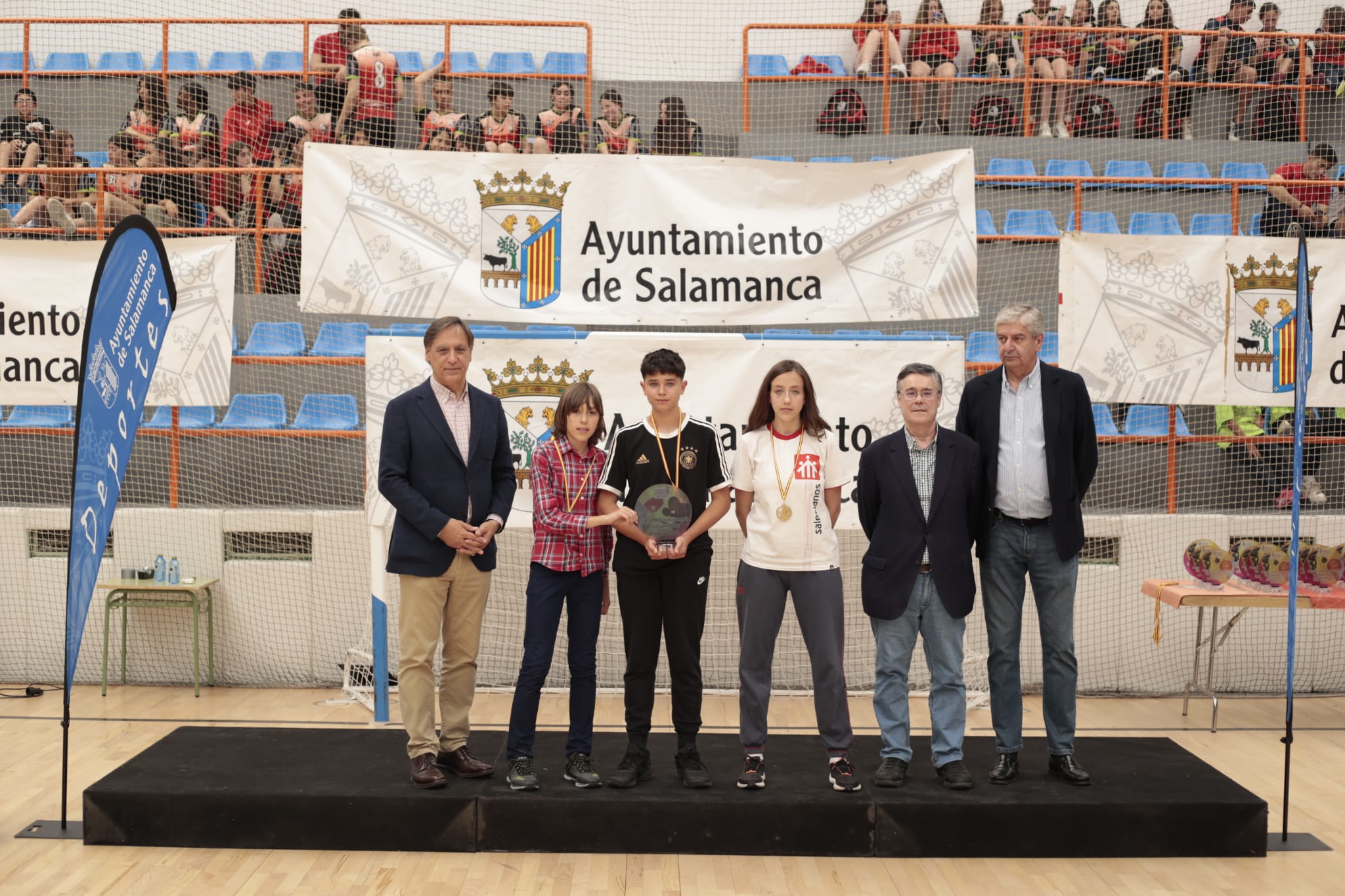 Fiesta final de los Juegos Escolares con la entrega de las medallas