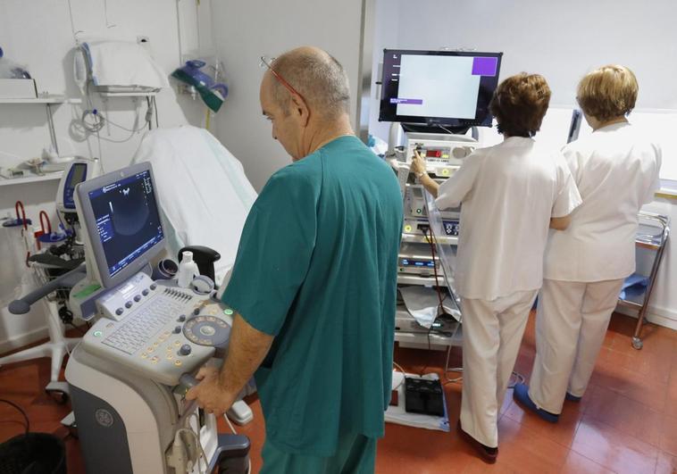 Salamanca supera la media nacional con más de ocho médicos por cada 1.000 habitantes