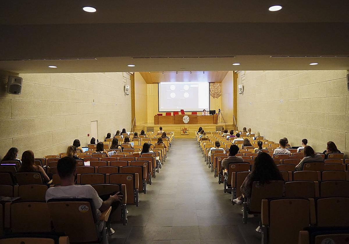 Foto de archivo de un aula de la Universidad de Salamanca.