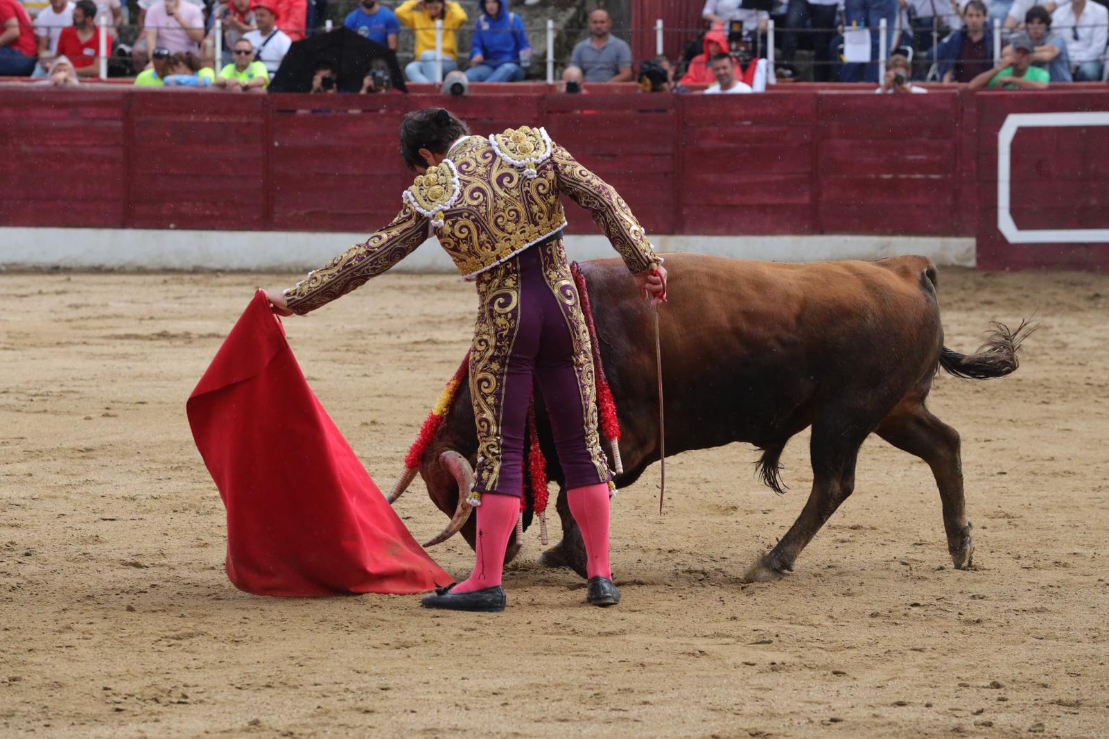 Apoteósica despedida de López Chaves en Ledesma