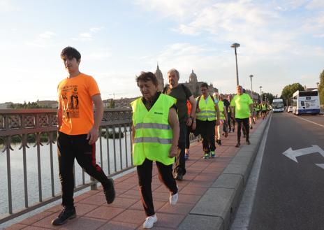 Imagen secundaria 1 - Marcha nocturna al Santuario del Cristo de Cabrera desde Salamanca