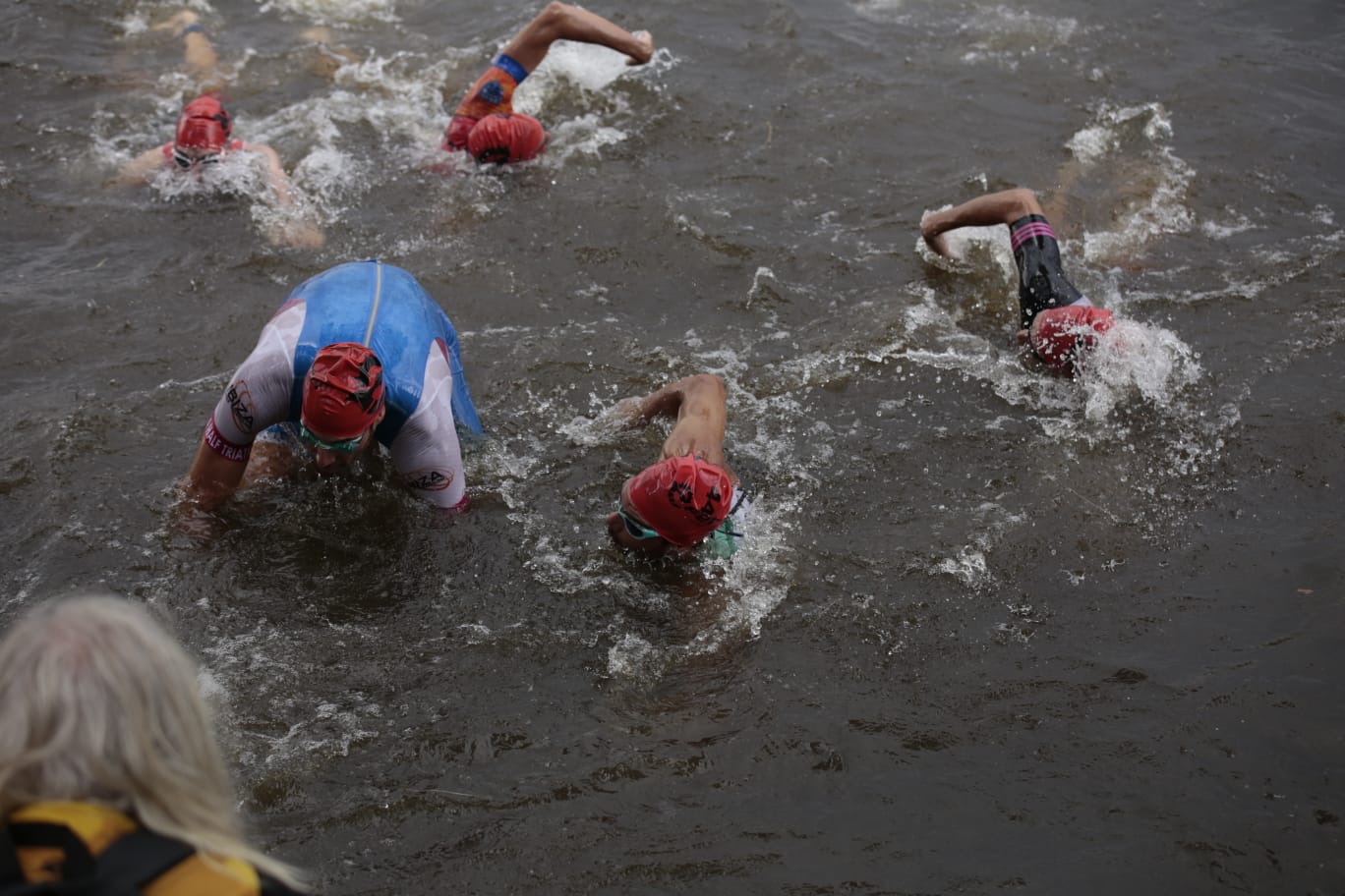 Casi 1.000 participantes en el Campeonato de España de Triatlón y Aquabike MD Salamanca 2023