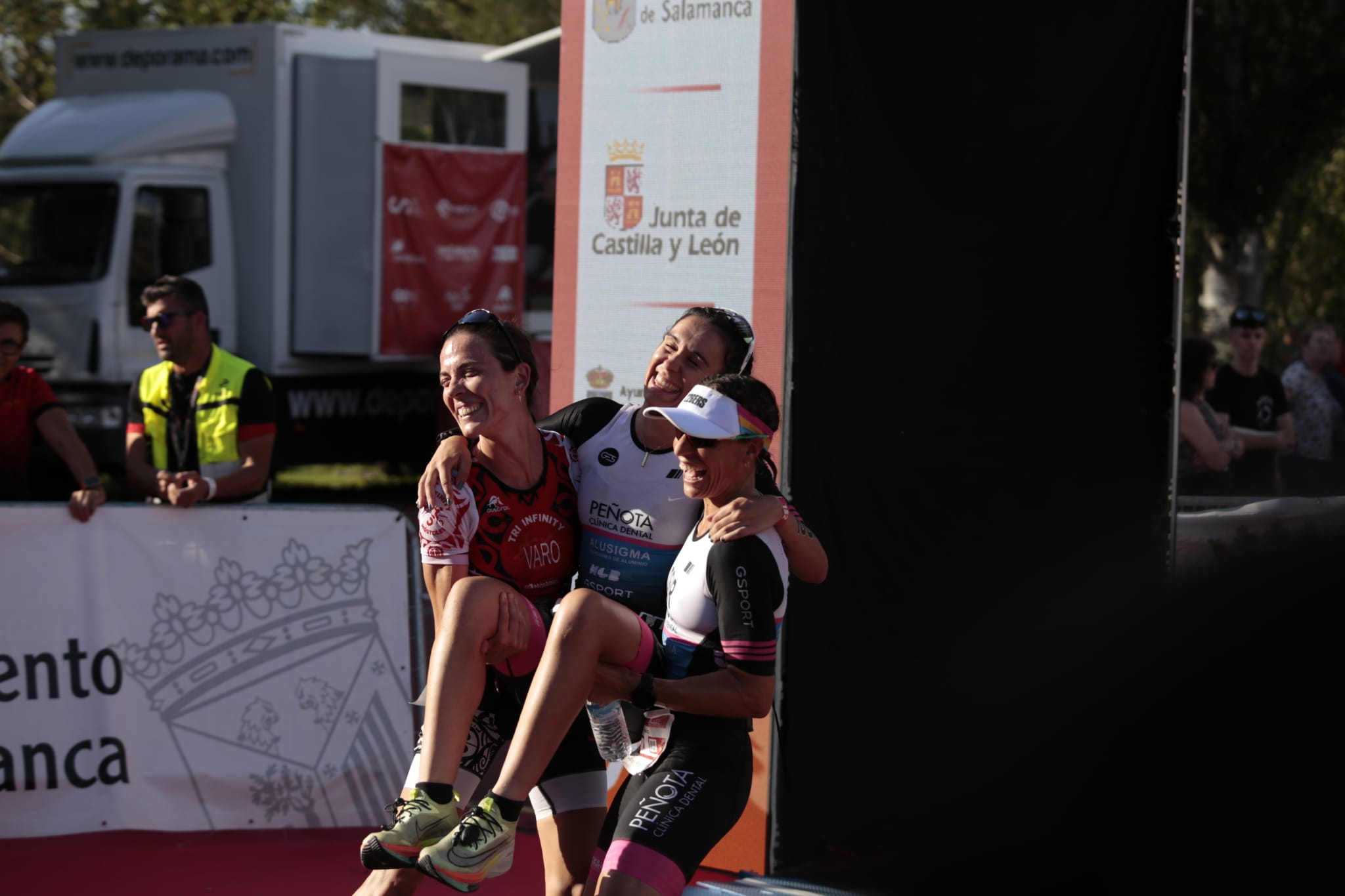 Casi 1.000 participantes en el Campeonato de España de Triatlón y Aquabike MD Salamanca 2023