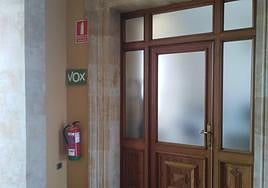 Puerta del despacho municipal que va a utilizar Vox.
