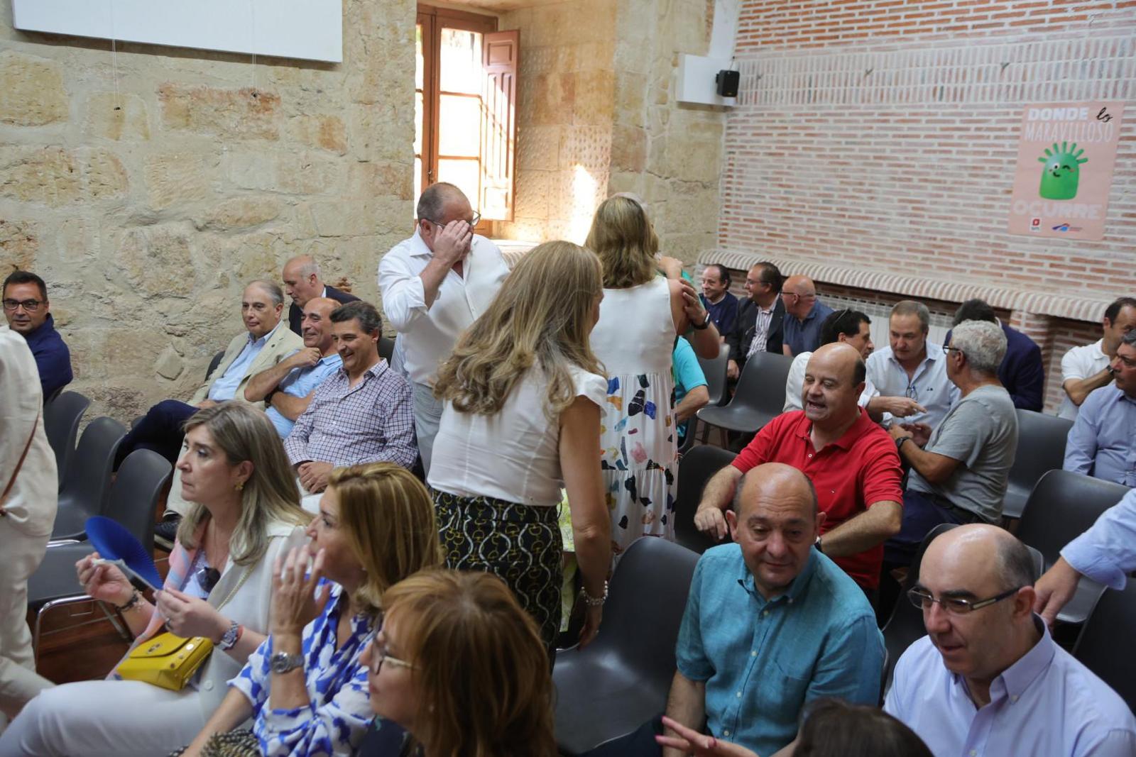 Reunión de antiguos alumnos en el Maestro Ávila