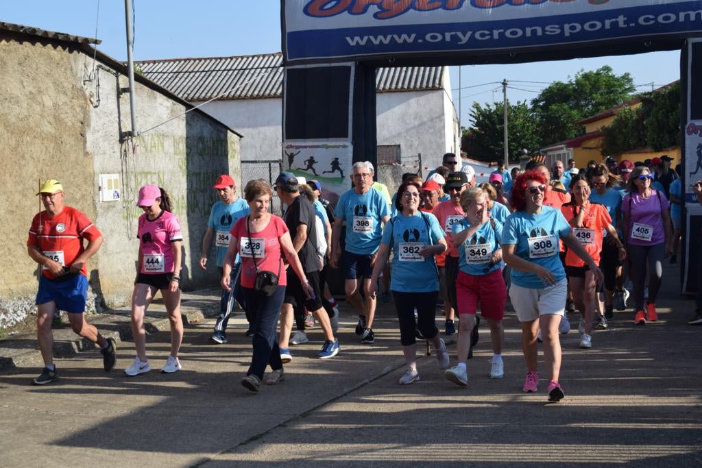 Un centenar de corredores en la IX Carrera Popular Alba de Yeltes