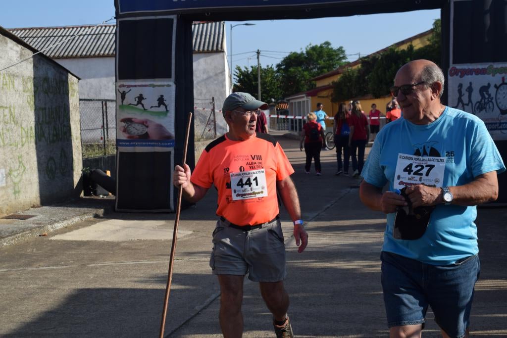 Un centenar de corredores en la IX Carrera Popular Alba de Yeltes