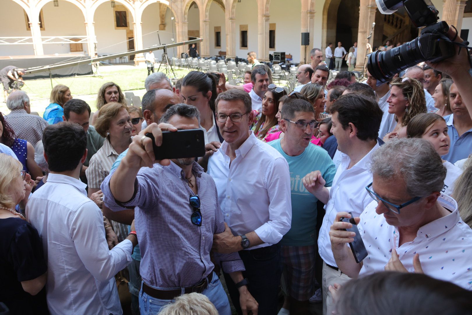 Feijóo visita Salamanca antes de la campaña electoral