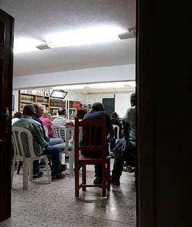 Imagen secundaria 2 - El barrio cumple 40 años arropado por colectivos e individuos que colaboran desinteresadamente en la programación del aniversario