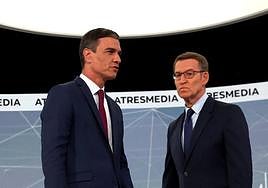 Pedro Sánchez y Alberto Núñez Feijóo, en el debate.