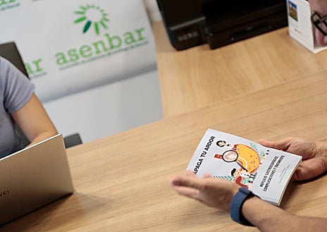 Imagen secundaria 1 - La asociación tiene su sede en la Casa de Asociaciones de Gran Capitán, pero se trata de una entidad de ámbito estatal.