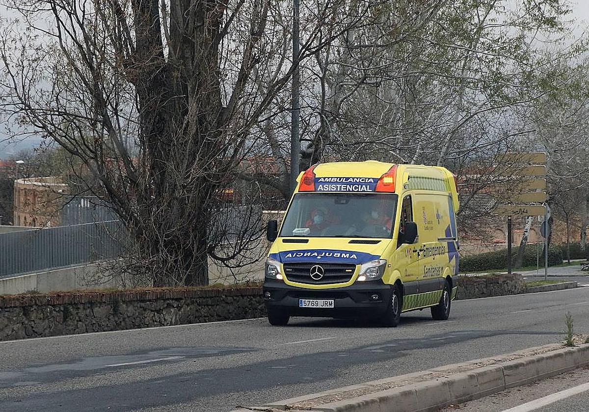 Una mujer resulta herida tras volcar su coche en Pelabravo