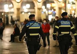 La Policía Local de Salamanca recibe 10 avisos por ruidos en una noche tranquila pero ruidosa