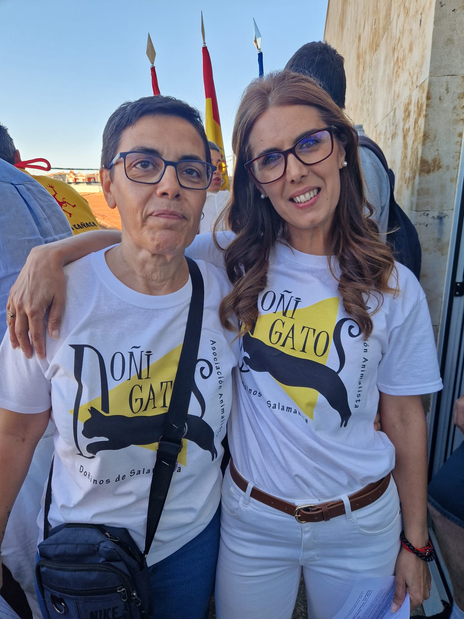 Doñinos de Salamanca llena las calles de color en honor a Santo Domingo de Guzman