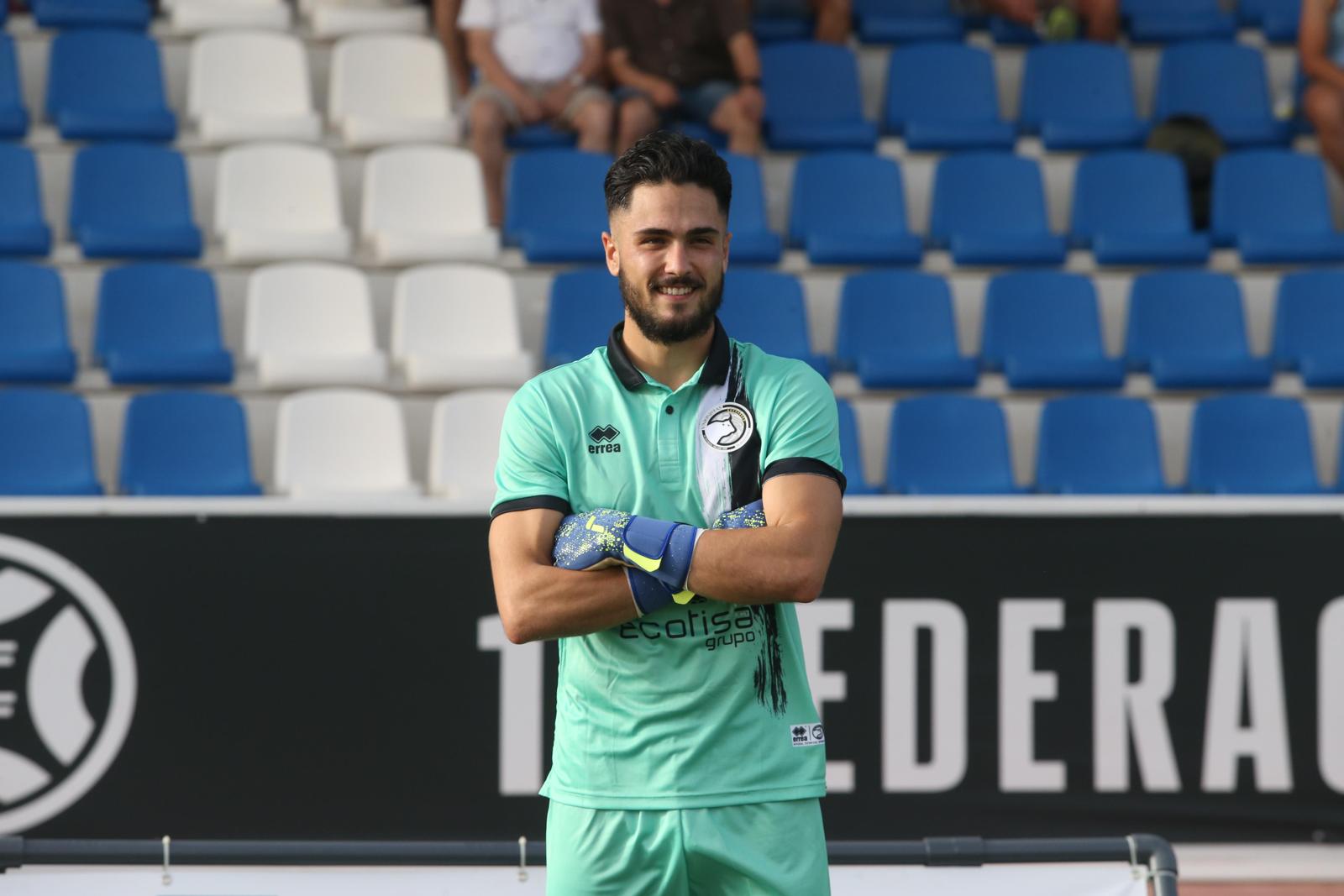 Unionistas vence en el Memorial UDS y presenta a la plantilla ante su afición