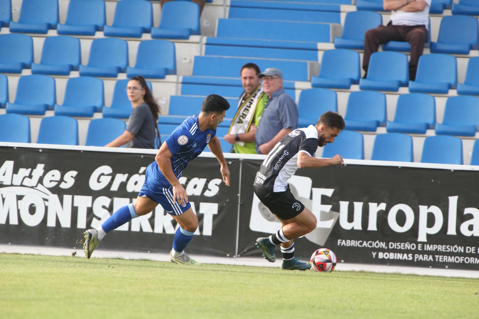 Unionistas vence en el Memorial UDS y presenta a la plantilla ante su afición