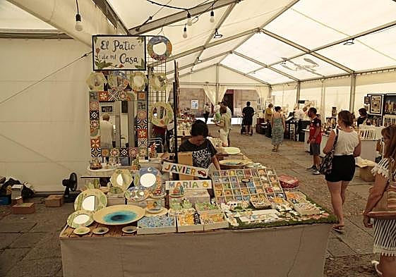 La Feria del Barro se asienta en la Plaza de Anaya