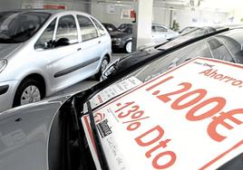 Coches de ocasión a la venta.