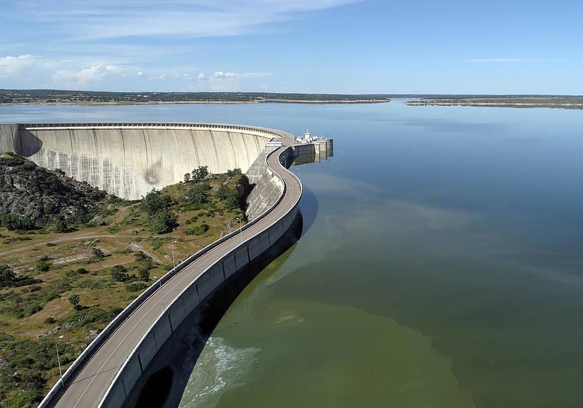 El embalse de Almendra.