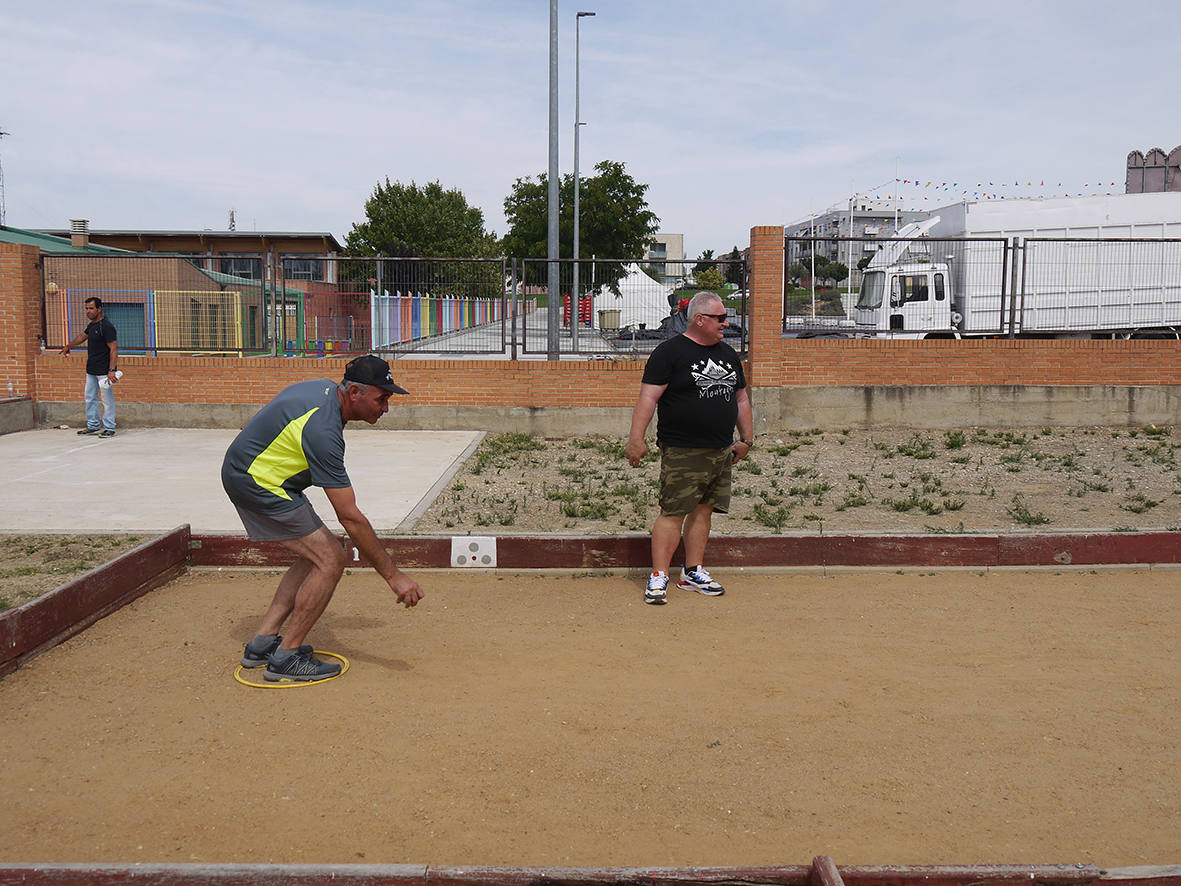 Paella popular en Carbajosa a la espera del día de San Roque
