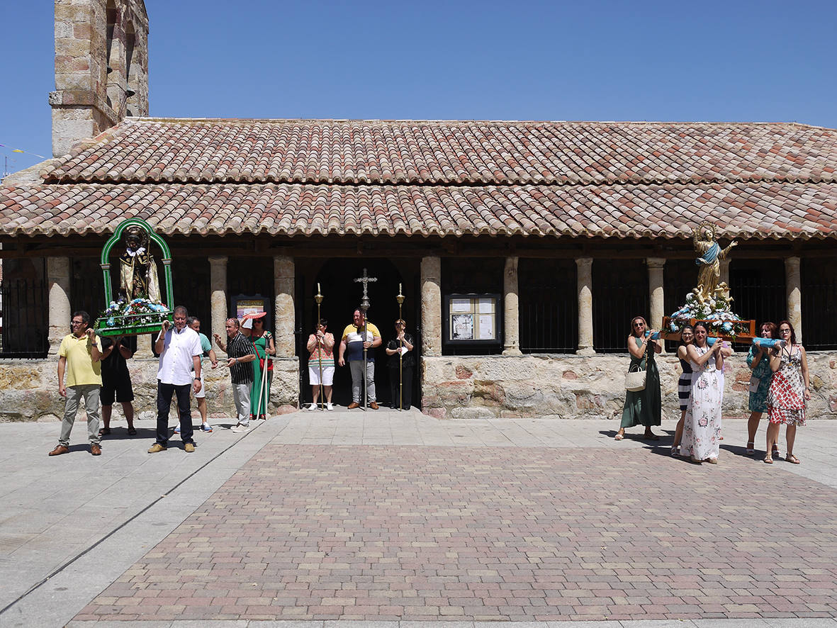 Carbajosa de la Sagrada celebra el día de su patrón San Roque