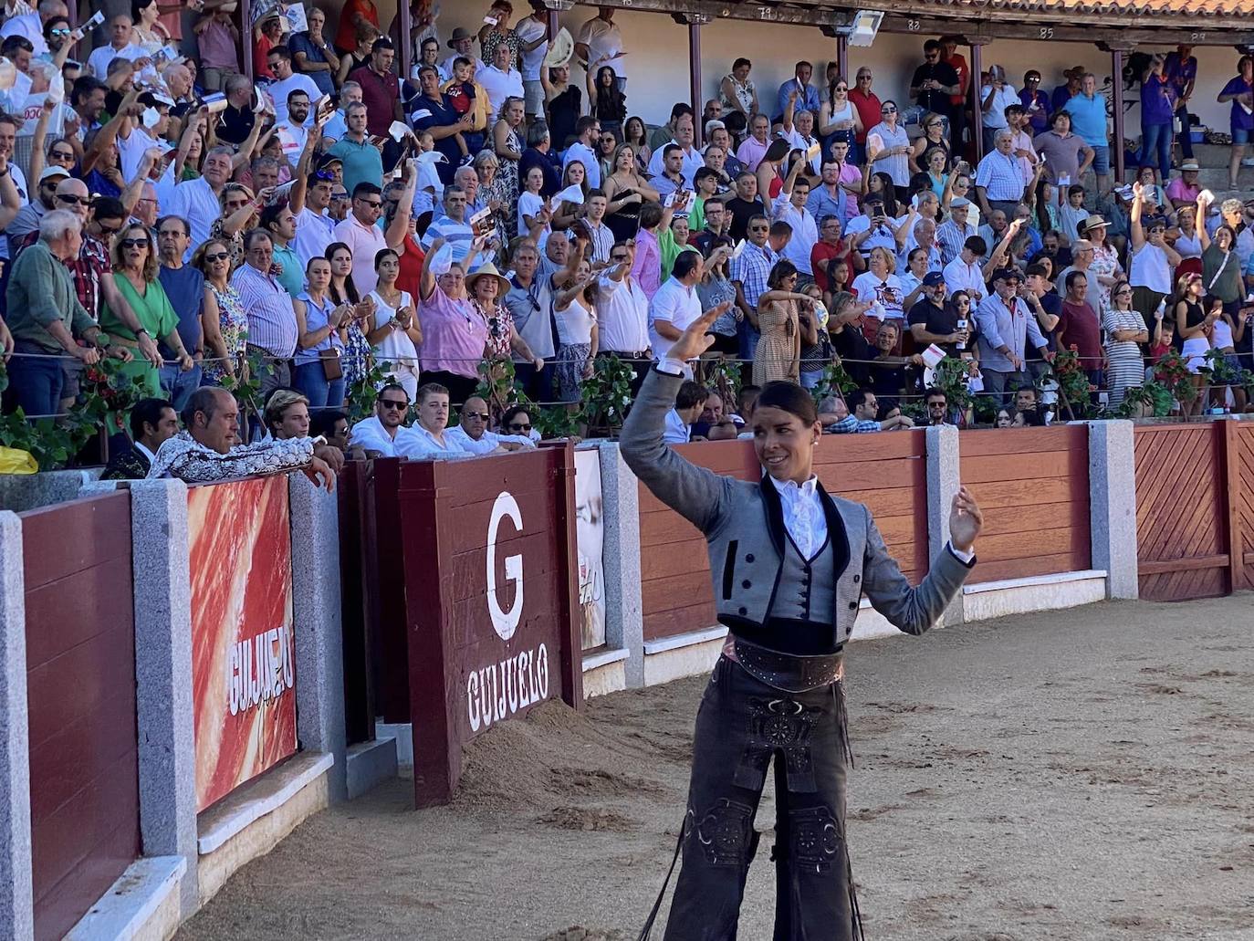 Siguen las &#039;Fiestas y Ferias&#039; de Guijuelo con rejoneo y música hasta el amanecer