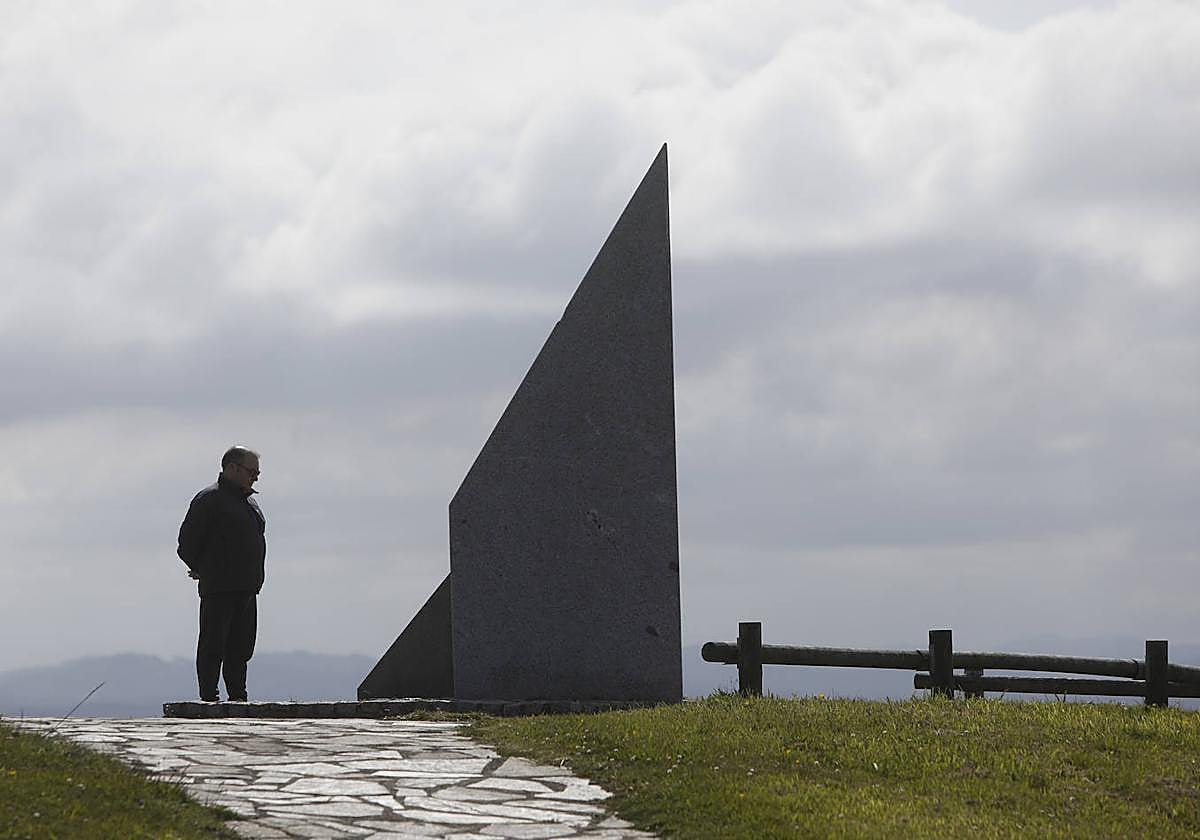 Escultura homenaje a las víctimas españolas del holocausto.