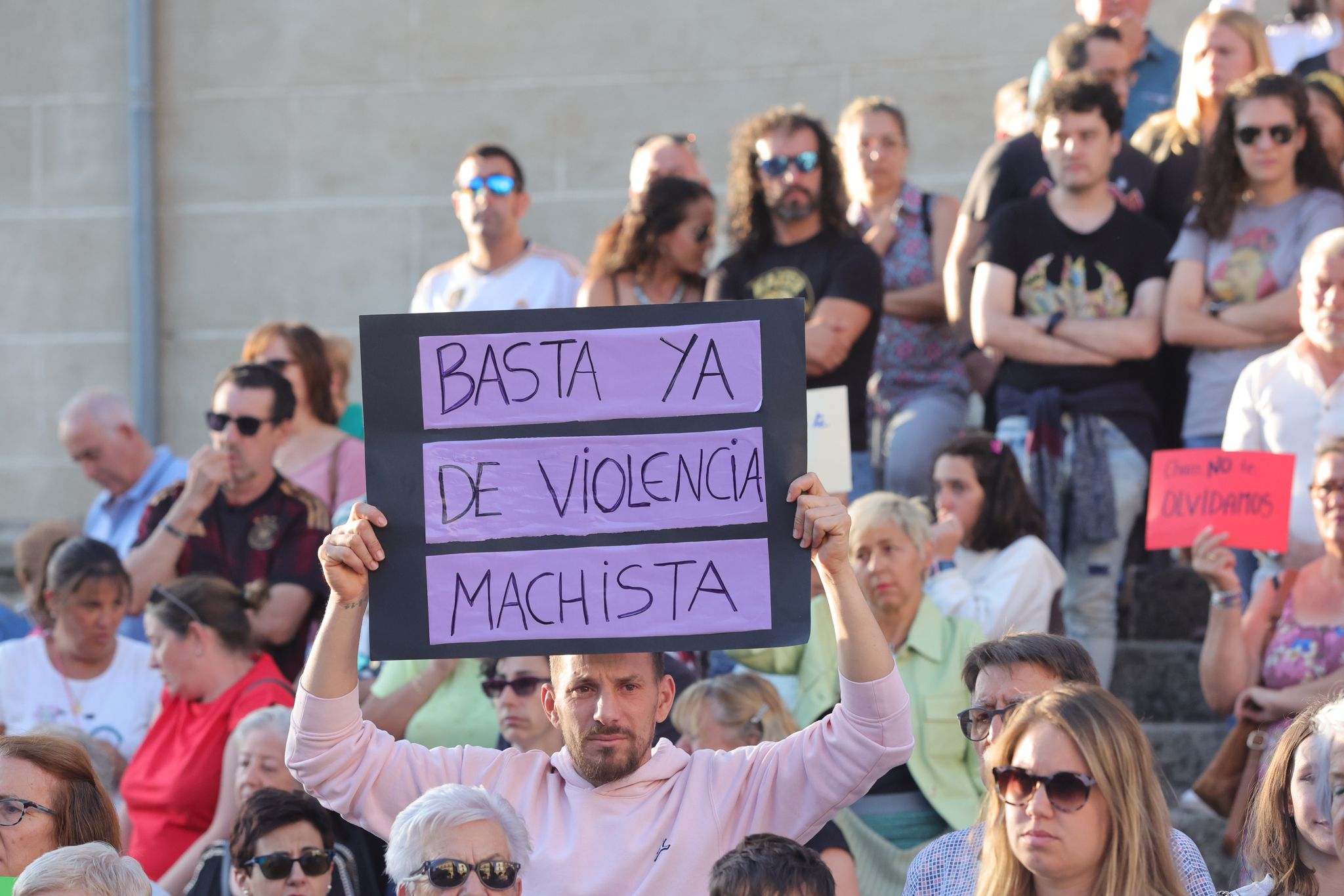 La Plaza Mayor de Béjar clama contra la violencia de género