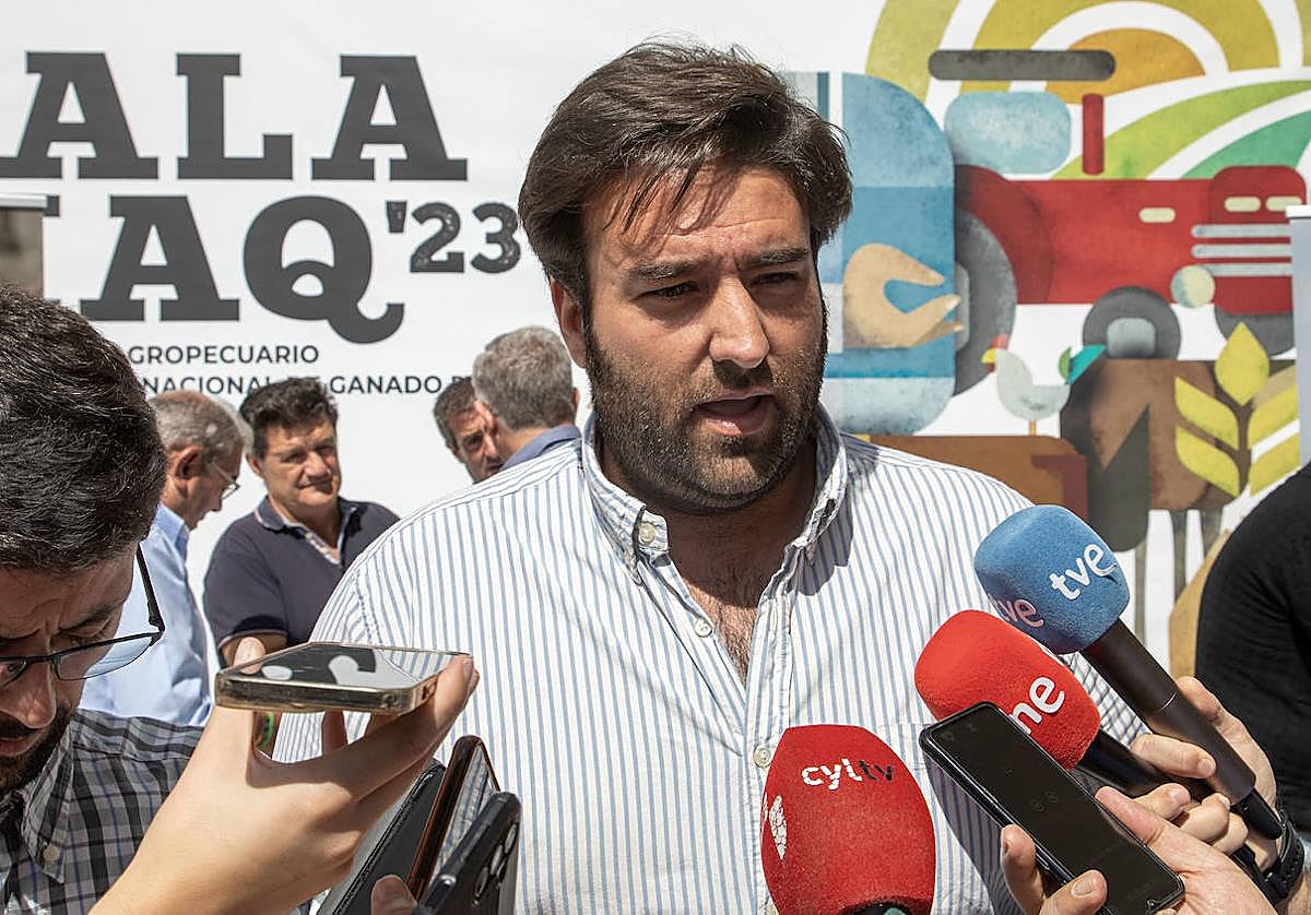 Unión por la Ganadería de Salamanca comparece para hablar de la situación.