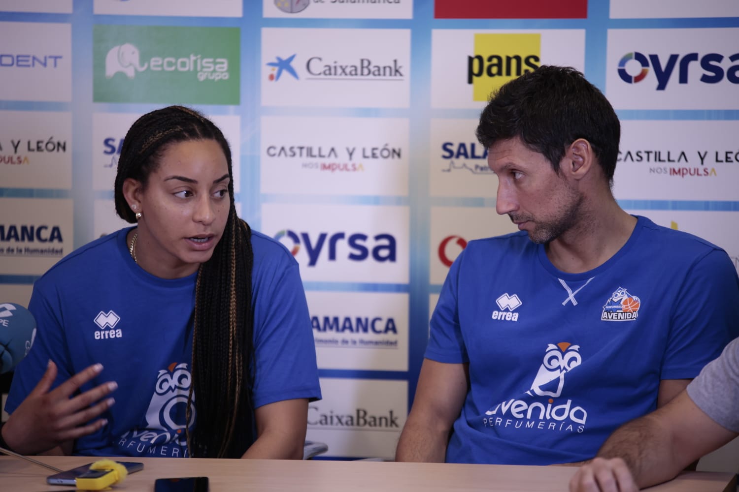 Bria Hartley apuesta por el azul del CB Avenida