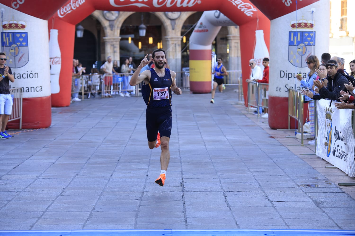 Carlos Gallego y Gema Martin ganan la carrera contra la Violencia de Género