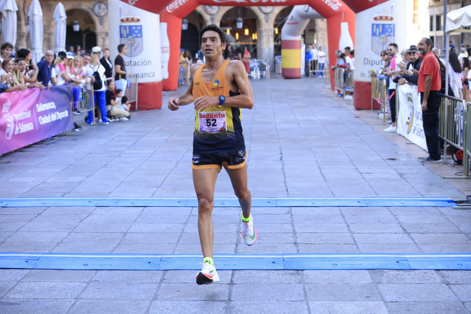 Carlos Gallego y Gema Martin ganan la carrera contra la Violencia de Género
