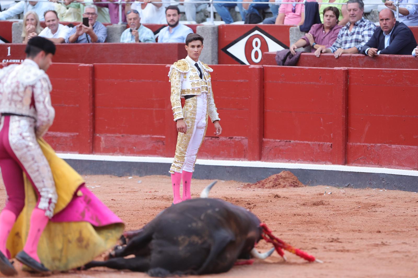 Segunda de abono de la feria con otra puerta grande