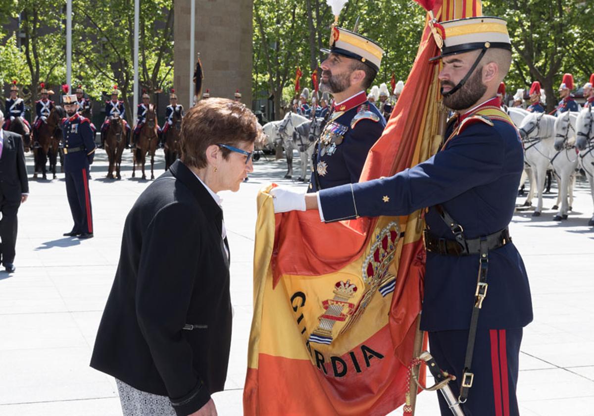 Imagen de una jura de bandera en La Rioja en 2022.