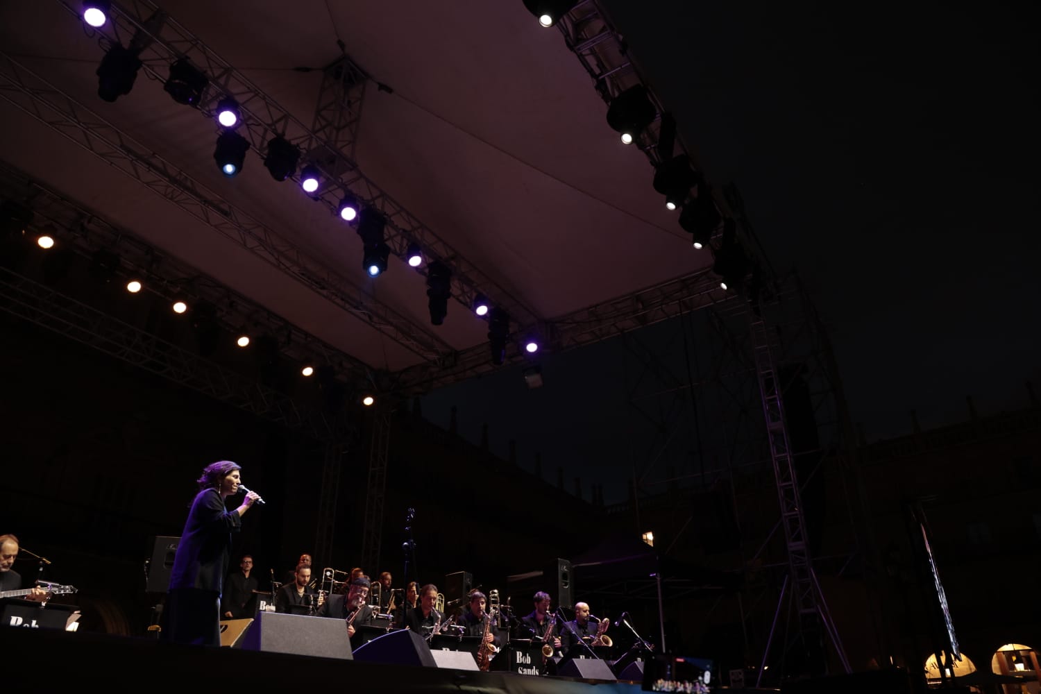 Un toque de jazz con la Bob Sands Big Band