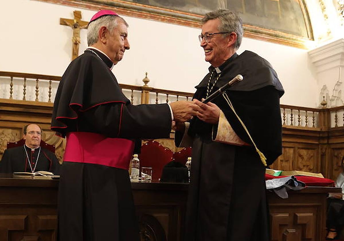 Santiago García-Jalón de la Lama, nuevo rector de la UPSA.
