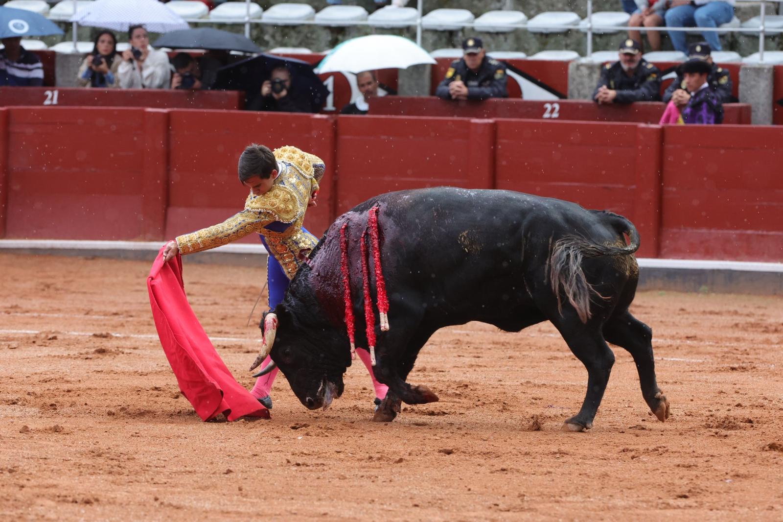 Ismael Martín triunfa en la novillada de Lorenzo Espioja en Salamanca