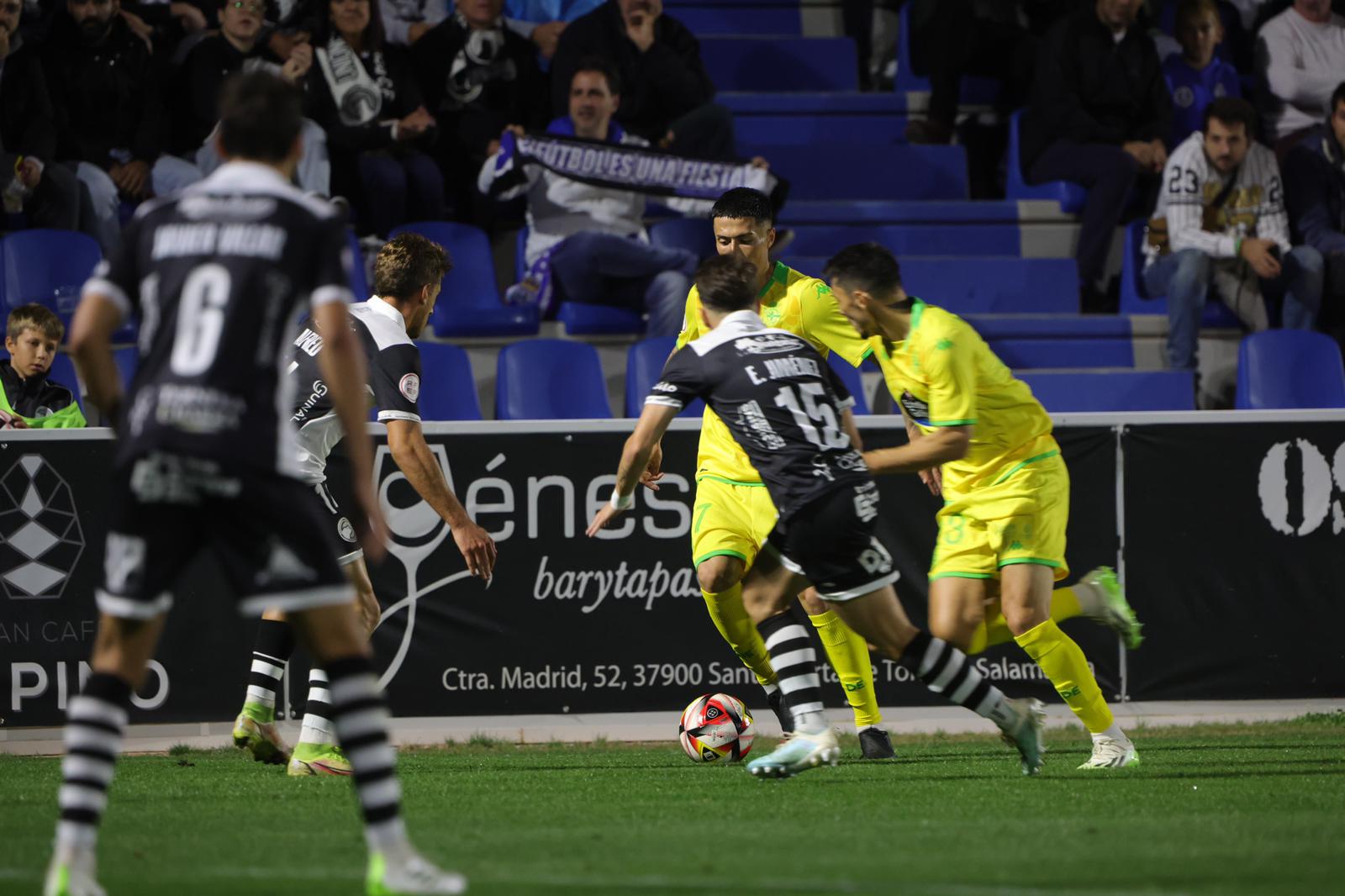 Puntazo de Unionistas ante el histórico Deportivo