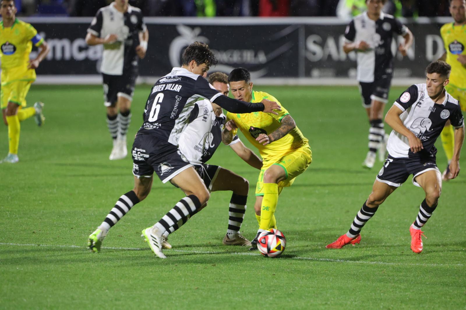 Puntazo de Unionistas ante el histórico Deportivo