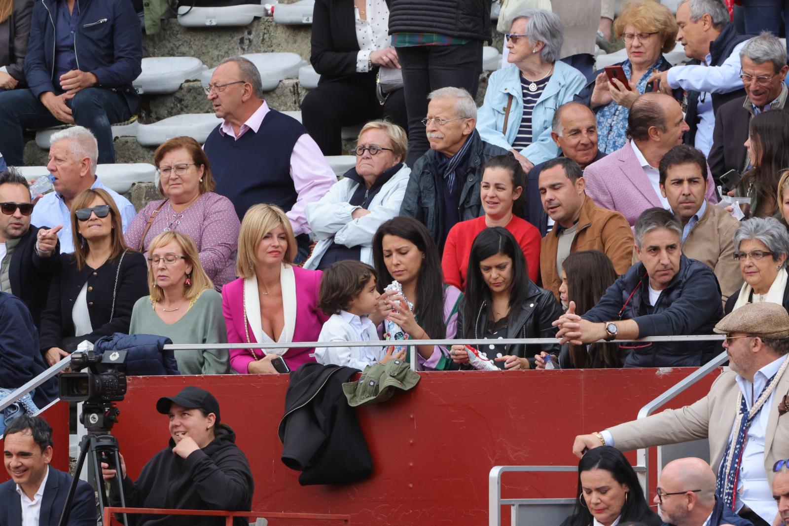 Talavante abre la puerta grande de La Glorieta con toros de El Puerto