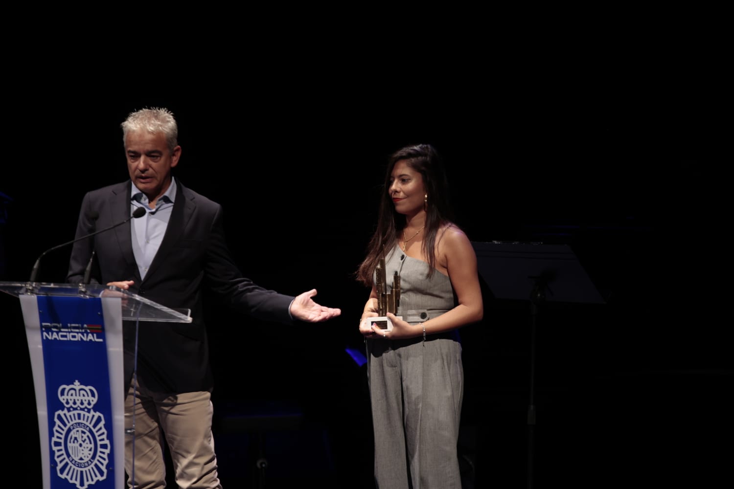 Música y solemnidad en la Gala de Premios de la Policía Nacional