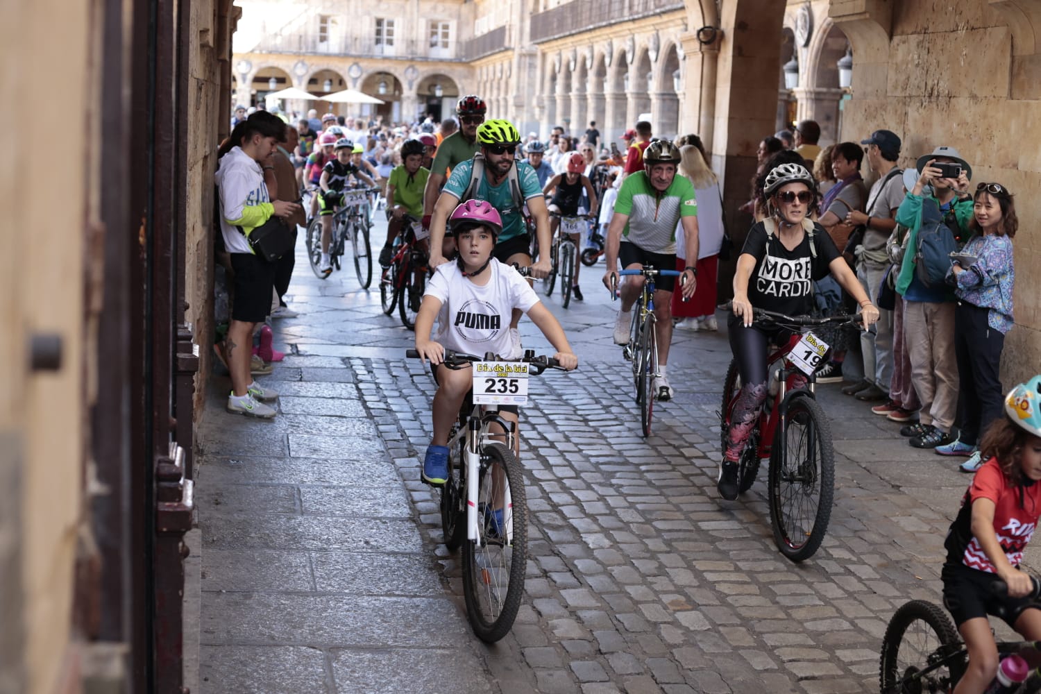 El Día de la Bici demuestra la fuerza del colectivo ciclista