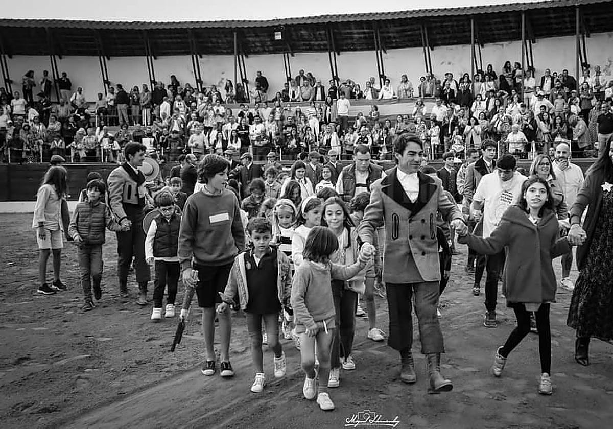El festejo toma el nombre de 'Domingo López Chaves', en honor al diestro ledesmino.