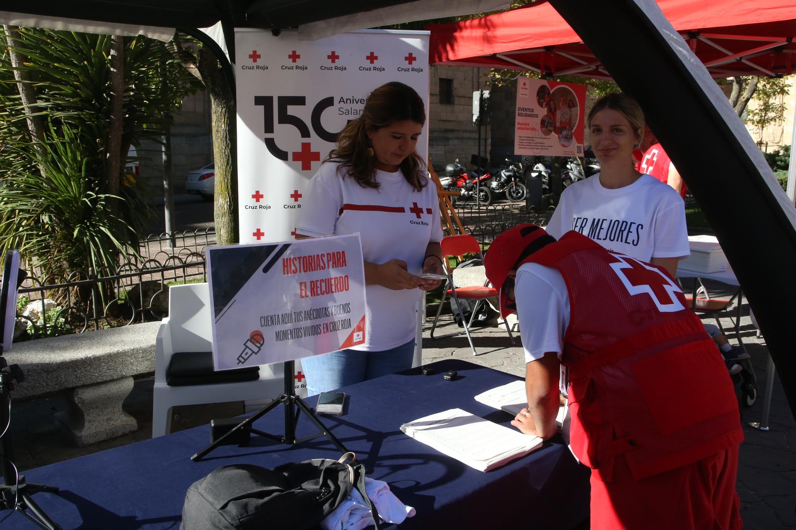 Cruz Roja sopla las 150 velas arropada de cientos de voluntarios